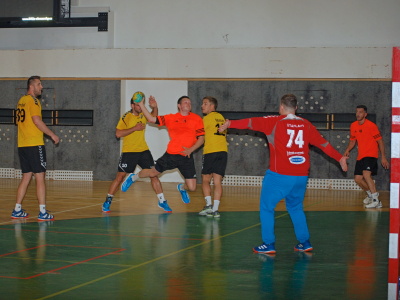 ilmuzi/hcas-stahlavy-190519.jpg ilmuzi/hcas-stahlavy-190519.jpg